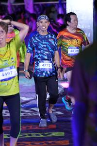 BIB: 4773, 4497, 4819
                            <button type="button" onclick="openModal(26225594)" class="btn btn-primary btn-sm float-right btn-popup" data-toggle="modal" data-target=".modal-high-quality">
                        <i class="fas fa-shopping-cart"></i> Add to Cart
                    </button>
                                            <button type="button" onclick="isThisMe(26225594, true)" class="btn btn-success btn-sm float-right btn-popup btn-isme hidden" data-toggle="tooltip" data-placement="bottom" title="นี่คือรูปของคุณใช่ไหม คลิกที่นี่เพื่อเอาเข้าอัลบั้ม">
                        <i class="fas fa-plus"></i> Add to album
                    </button>
                    <button type="button" onclick="isThisMe(26225594, false)" class="btn btn-warning btn-sm float-right btn-popup btn-isnotme hidden">
                        <i class="fas fa-ban"></i> Remove from album
                    </button>